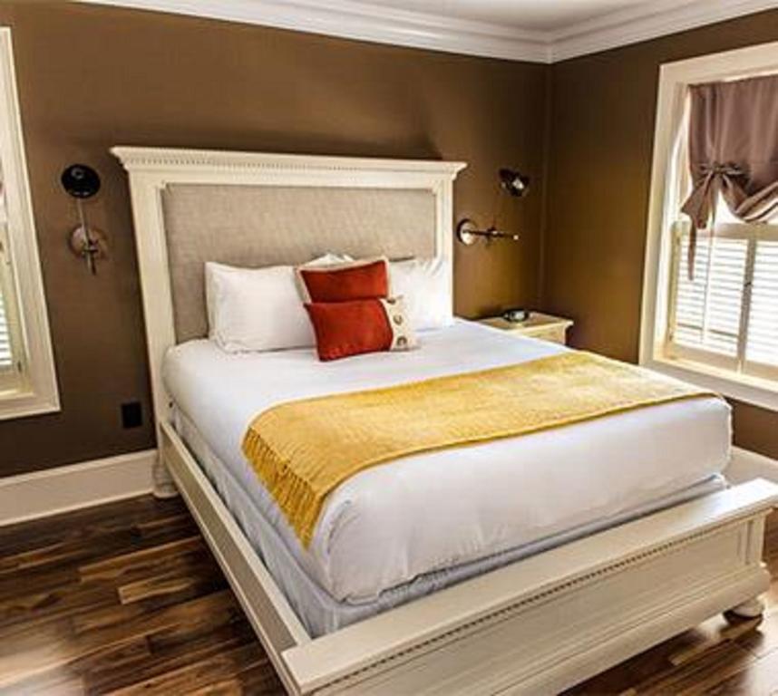 Logan Inn New Hope Ngoại thất bức ảnh